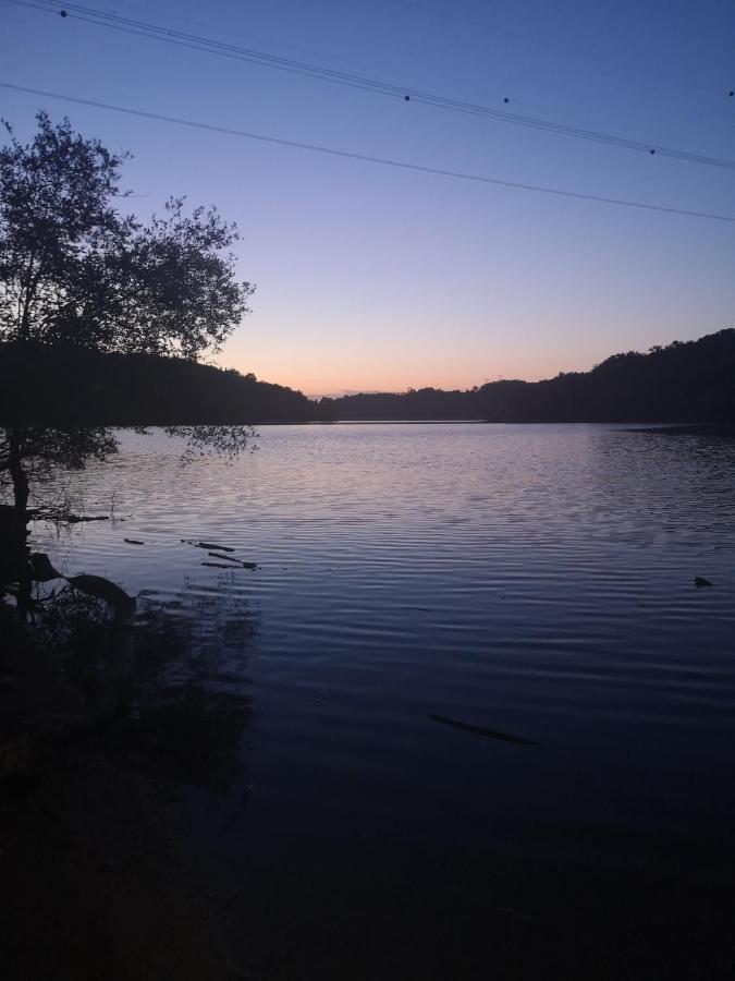 L'Essenciel Du Lac Eguzon-Chantome Kültér fotó